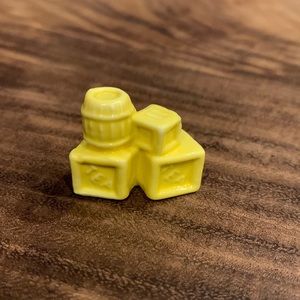 Wade England tea crate and barrel figurine